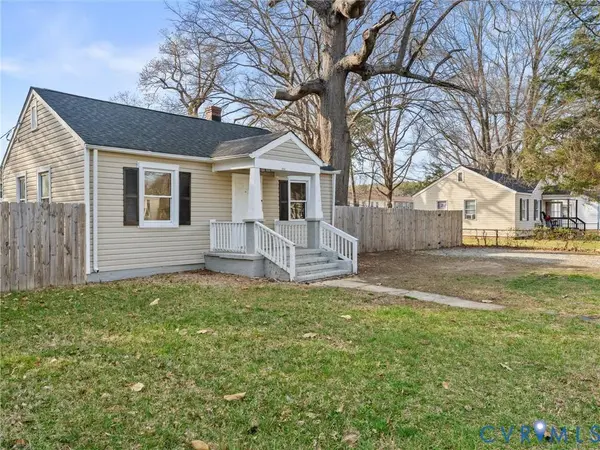 624 Effingham DR, Richmond, VA 23224