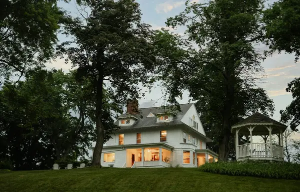 15 Prospect Park W, Brooklyn, NY 11215