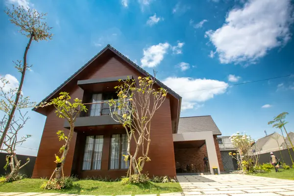 205 E Maxan St, Port Isabel, TX 78578