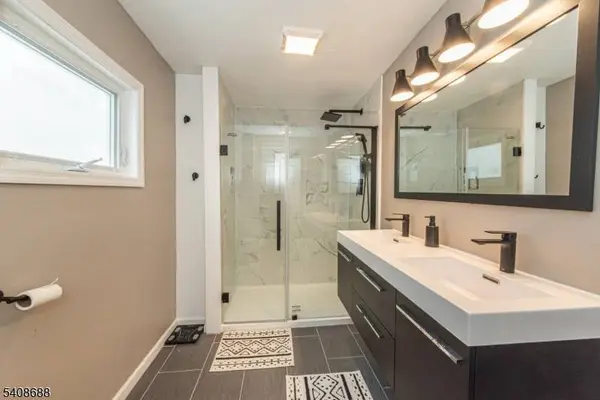 204 E Lindsley Rd, Cedar Grove Twp., NJ 07009