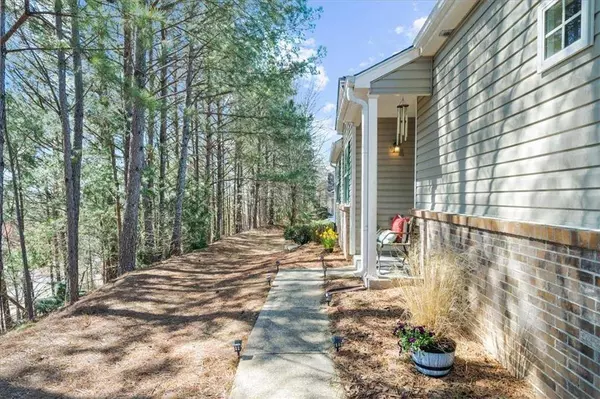 233 Hiawassee DR, Woodstock, GA 30188