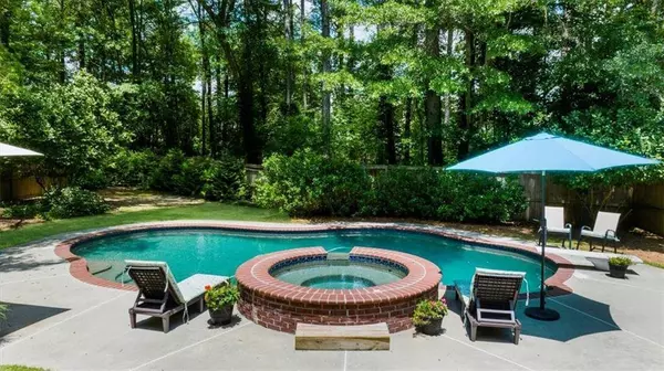 340 Helens Manor DR, Lawrenceville, GA 30045