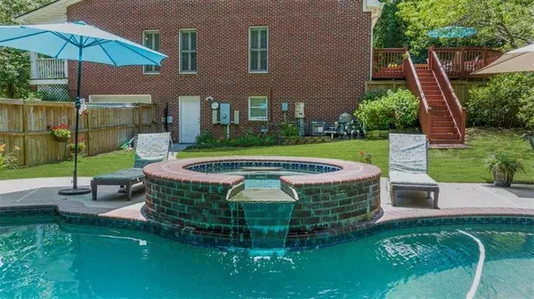 340 Helens Manor DR, Lawrenceville, GA 30045