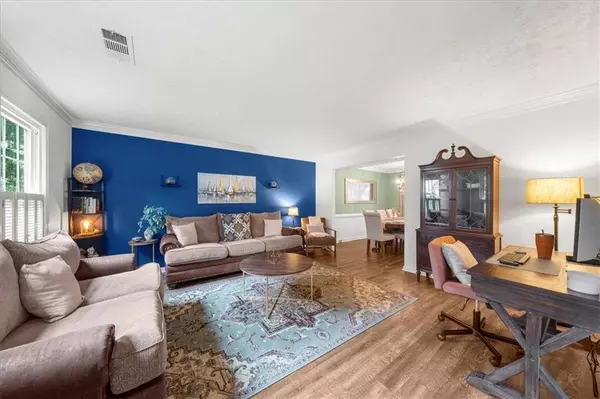 1202 Rockmart CIR NW, Kennesaw, GA 30144