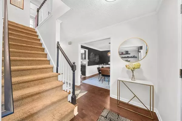 9770 Lake Forest WAY, Roswell, GA 30076