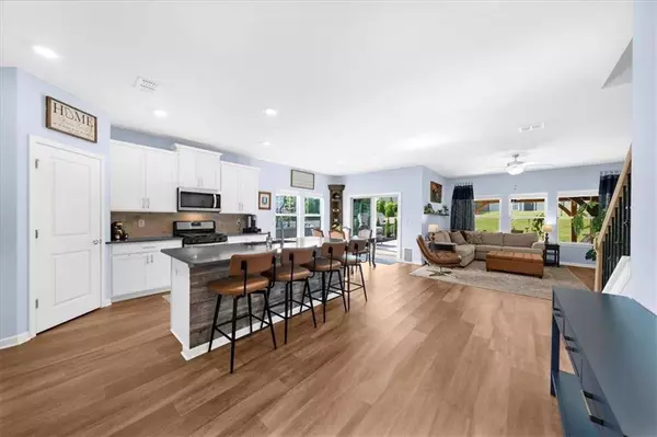 617 Valdosta DR, Canton, GA 30114