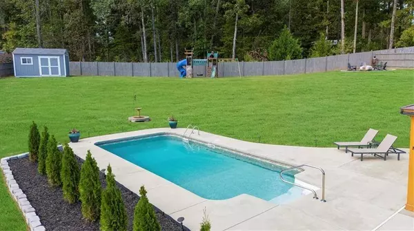 617 Valdosta DR, Canton, GA 30114