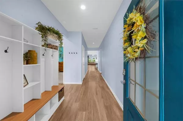 617 Valdosta DR, Canton, GA 30114