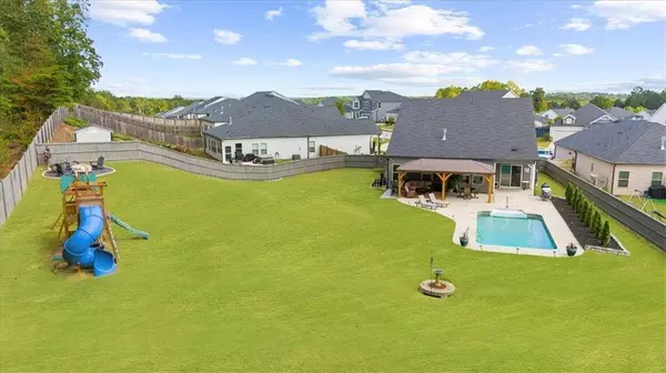 617 Valdosta DR, Canton, GA 30114