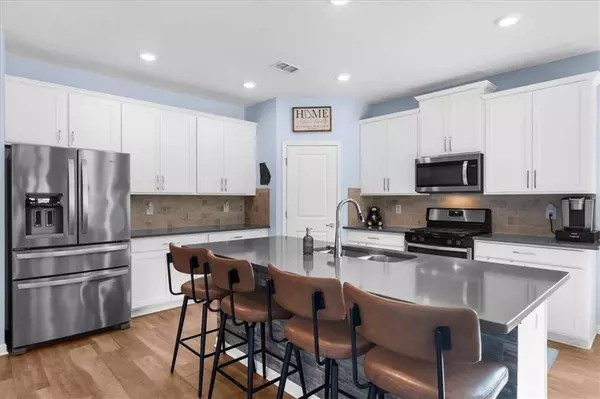 617 Valdosta DR, Canton, GA 30114