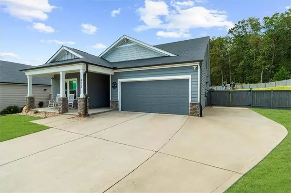 617 Valdosta DR, Canton, GA 30114