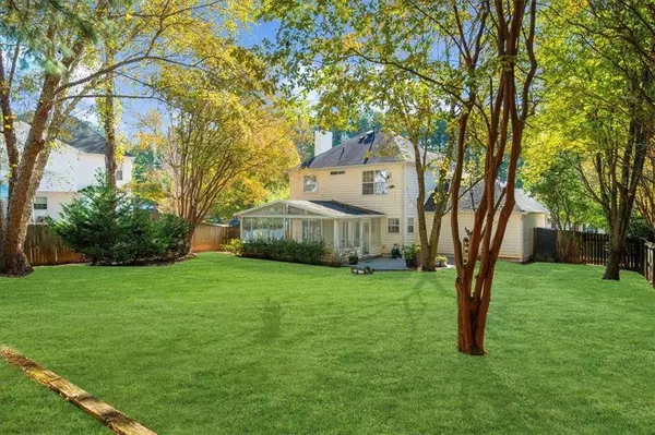 2482 Insdale TRCE NW, Acworth, GA 30101