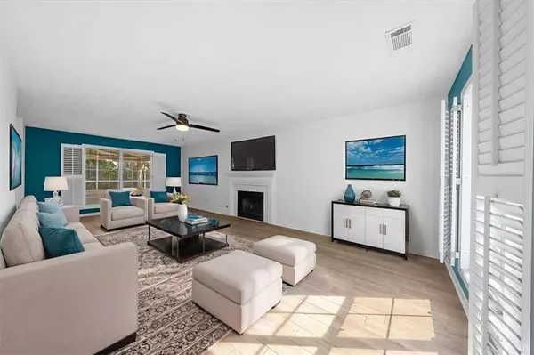 2482 Insdale TRCE NW, Acworth, GA 30101