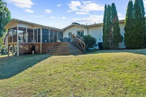 1453 Wimbledon DR NW, Kennesaw, GA 30144