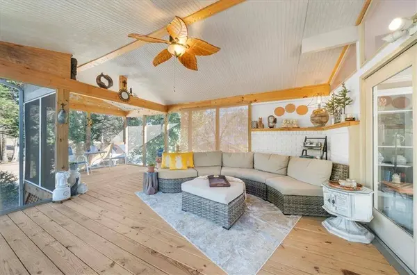 1453 Wimbledon DR NW, Kennesaw, GA 30144