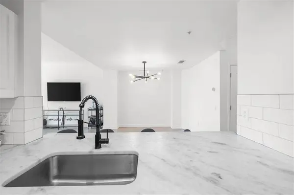 3475 Oak Valley RD NE #410, Atlanta, GA 30326