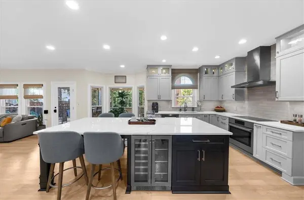 10480 Tuxford DR, Alpharetta, GA 30022