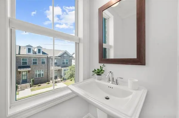 3193 Bartee WALK, Suwanee, GA 30024