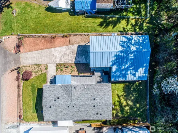 14318 Greenbelt Drive East, Bonney Lake, WA 98391