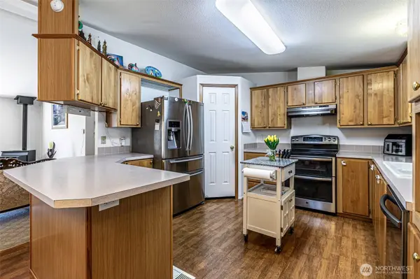 14318 Greenbelt Drive East, Bonney Lake, WA 98391