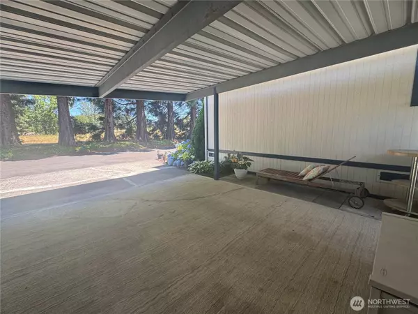 822 82nd ST E, Tacoma, WA 98404