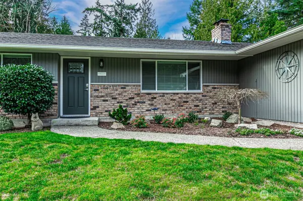 3614 West Tapps DR E, Lake Tapps, WA 98391