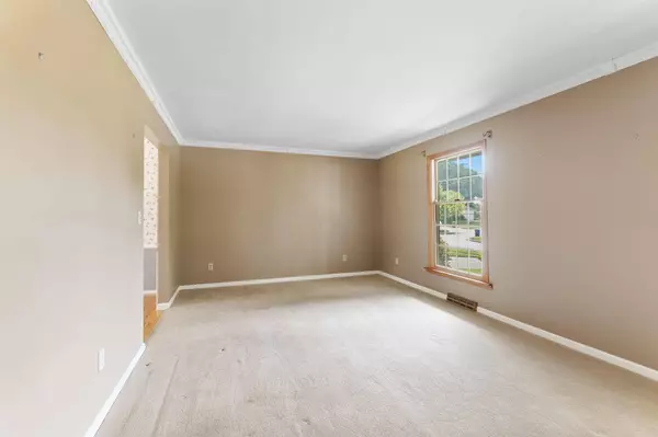 3696 Klibreck Drive, Columbus, OH 43228