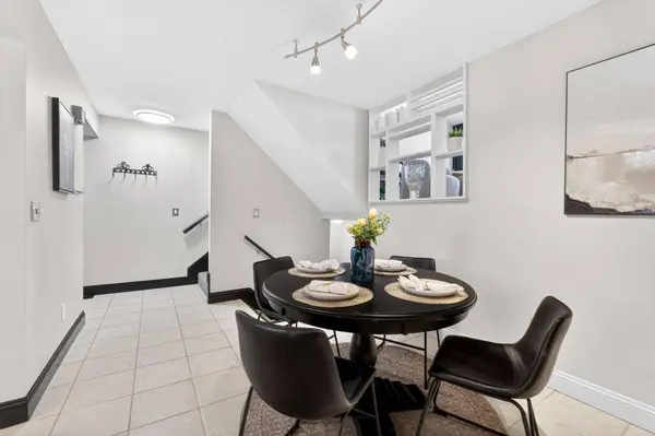 421 E North Street, Columbus, OH 43085