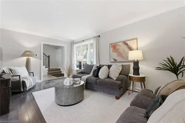 1251 Nottingham Avenue, Burlington, ON L7P 2R5