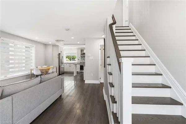 5048 Haswell Lane, Burlington, ON L7L 6H3