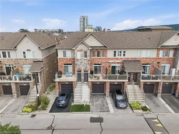 541 Winston Road #15, Grimsby, ON L3M 0C5