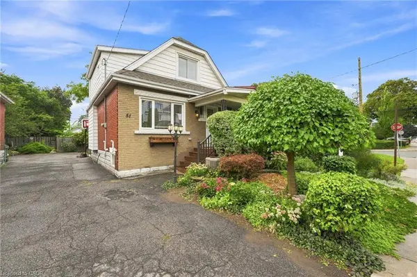 51 Barons Avenue N, Hamilton, ON L8H 5A3