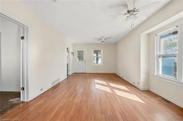 132 Grass AVE, St. Catharines, ON L2R 1T4