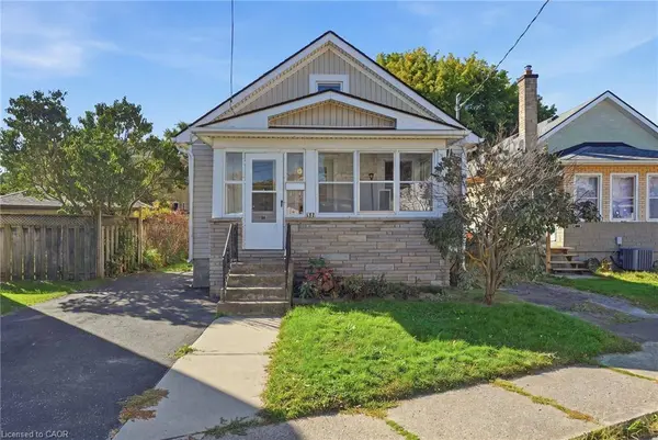 132 Grass AVE, St. Catharines, ON L2R 1T4