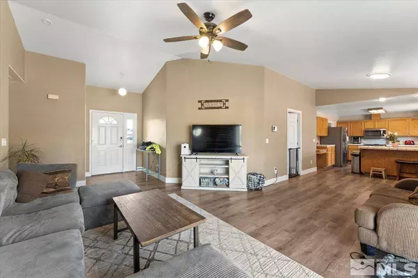 206 White Rose Drive, Sparks, NV 89441