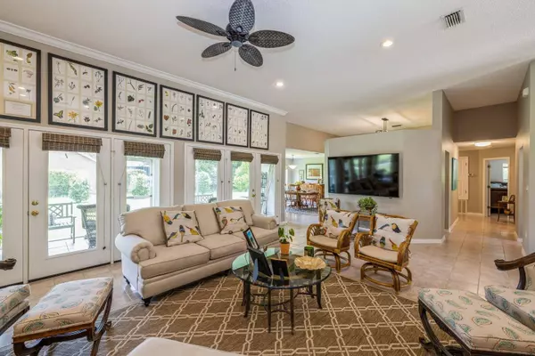 2808 Pga Boulevard, Navarre, FL 32566