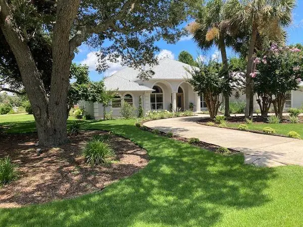 2808 Pga Boulevard, Navarre, FL 32566