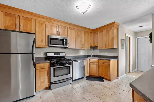 2005 Mill Pond Drive #2005, South Windsor, CT 06074