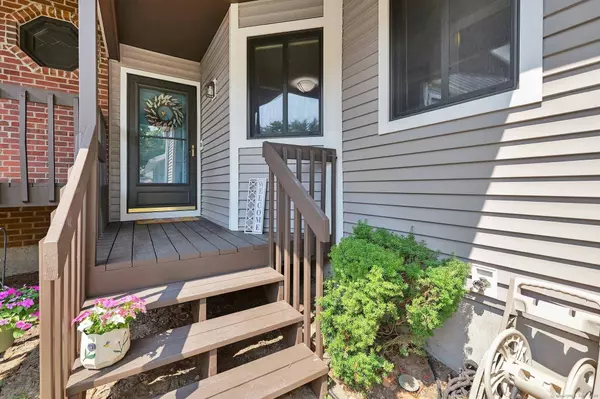 2005 Mill Pond Drive #2005, South Windsor, CT 06074