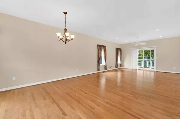 13 Skyline View Road #13, East Windsor, CT 06088