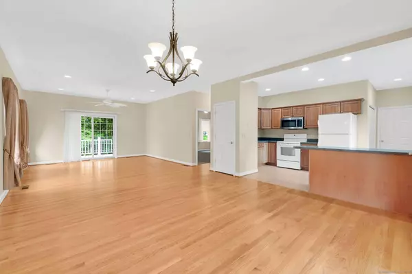 13 Skyline View Road #13, East Windsor, CT 06088