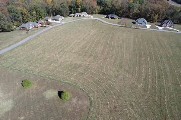 0 Barrington Ln, Paris, TN 38242