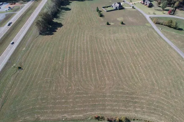0 Barrington Ln, Paris, TN 38242