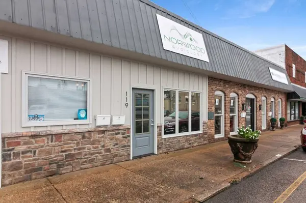 117 E Wood St, Paris, TN 38242