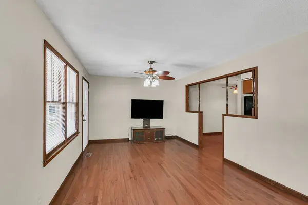 2121 Honey Locust Cv, Paris, TN 38242