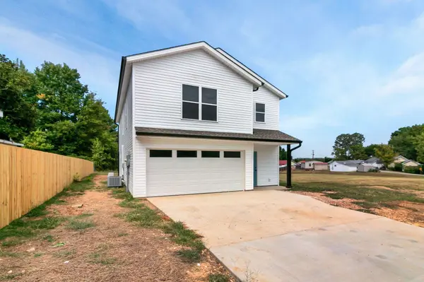 504 S Market St, Paris, TN 38242