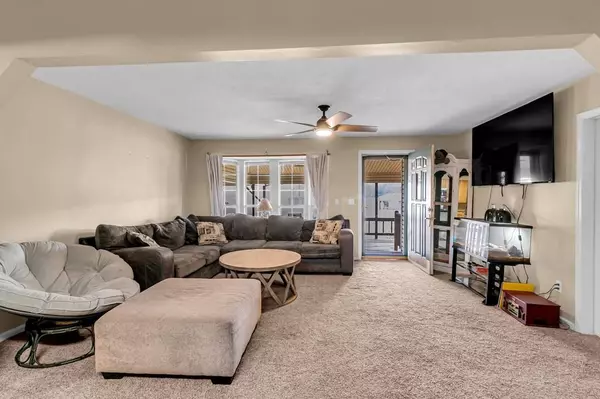 2830 E Wood St, Paris, TN 38242