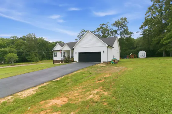 33 King Arthur Dr, Paris, TN 38242