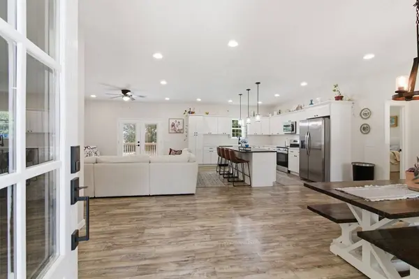 33 King Arthur Dr, Paris, TN 38242