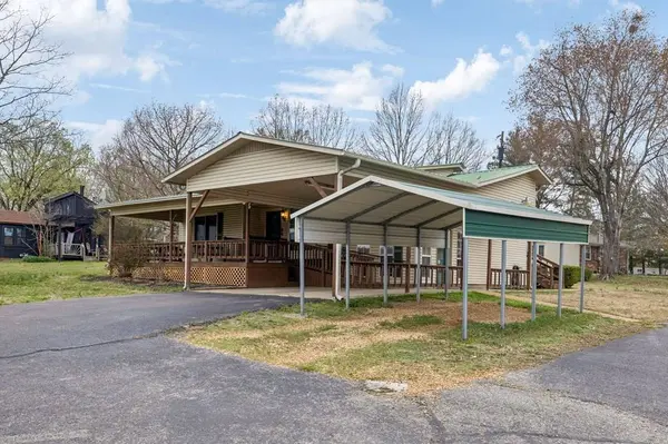 2830 E Wood St, Paris, TN 38242